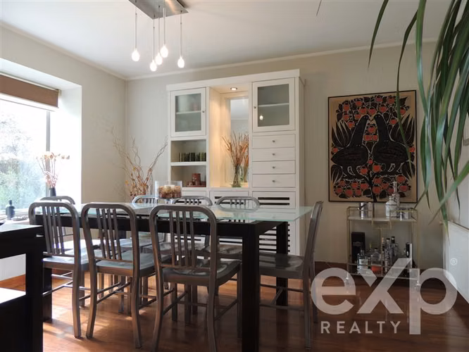 Venta Impecable Casa 4 Dormitorios en La Reserva - Imagen 10