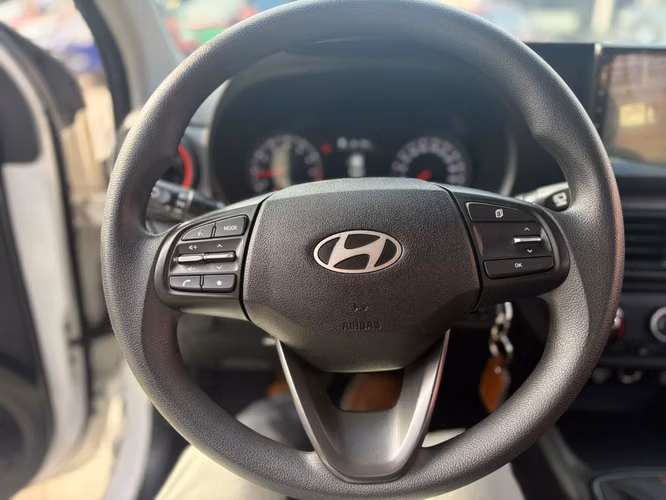 HYUNDAI GRAND I10 1.2 AI3 HB PLUS MT - Imagen 13