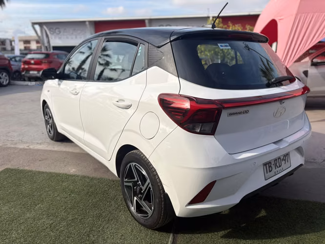 HYUNDAI GRAND I10 1.2 AI3 HB PLUS MT - Imagen 7