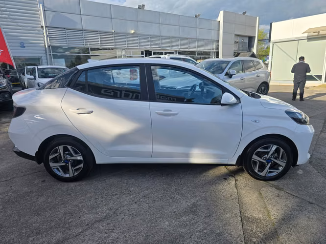 HYUNDAI GRAND I10 1.2 AI3 SDN PLUS MT - Imagen 7