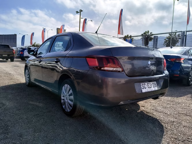 PEUGEOT 301 2022 - Imagen 5