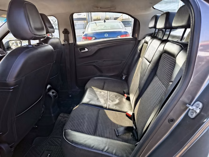 PEUGEOT 301 2022 - Imagen 12