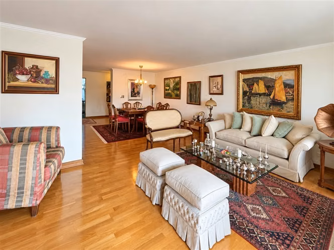 Departamento en venta de 3 dorm. en Las Condes - Imagen 2