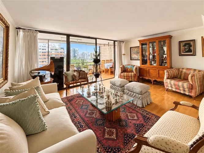 Departamento en venta de 3 dorm. en Las Condes - Imagen 3