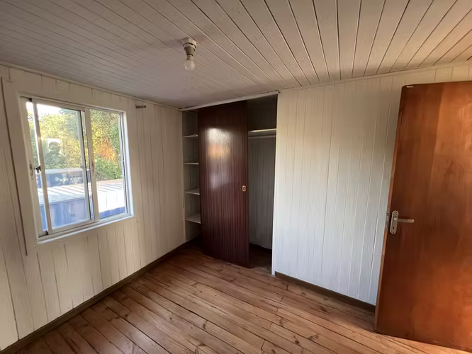 Arriendo casa, 2 dormitorios, 1 baño, 2 estacionamientos - Imagen 10