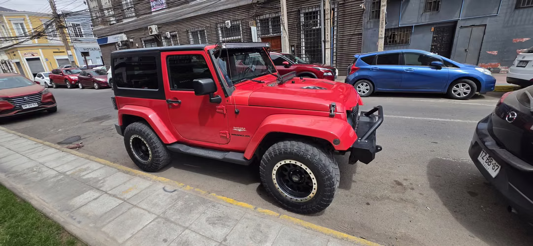 VENDO JEEP WRANGLER SAHARA 2013 - Imagen 2