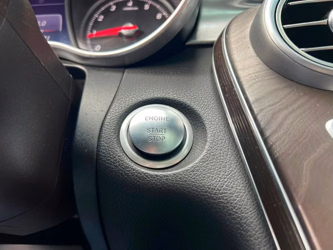 MERCEDES BENZ GLC 250 4MATIC - 2017 | 3931
