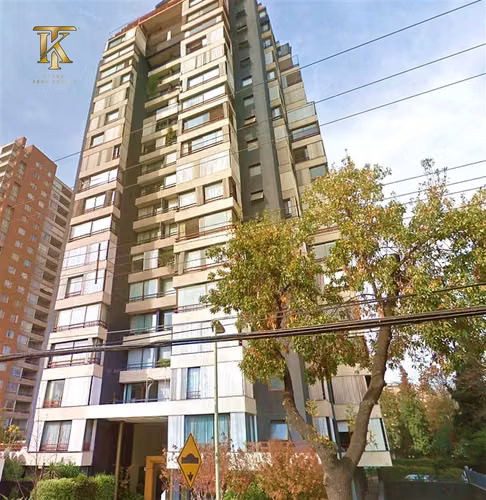 Departamento en venta de 4 dorm. en Las Condes