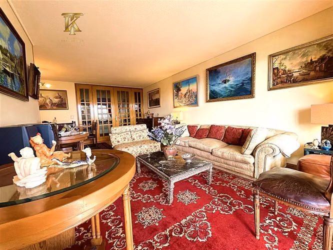 Departamento en venta de 4 dorm. en Las Condes - Imagen 2