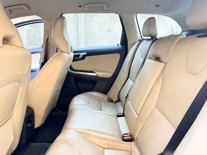 VOLVO XC60 T5 AWD 2016 FULL CONFORT Y SEGURIDAD - Imagen 5