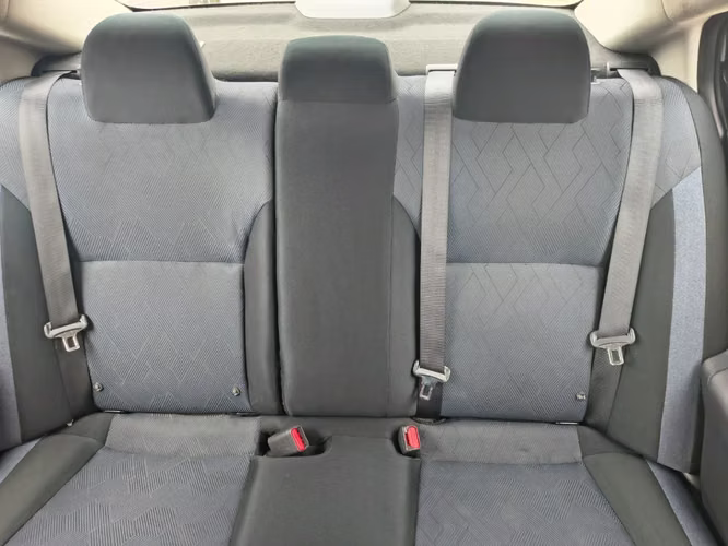 Nissan Versa 1.6 ADVANCE 4X2 MT 4P 2024 - Imagen 19