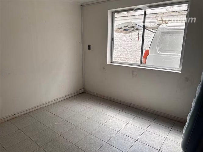Casa de 6Dorm, 4 Baños (2 casas), Patio est. techado portón. - Imagen 6