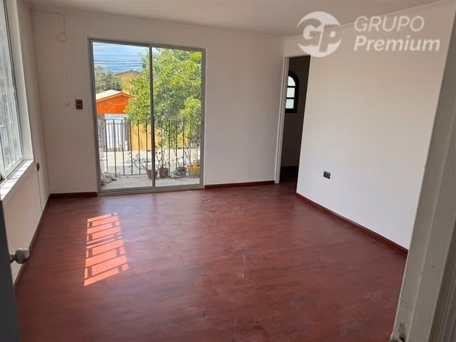 Casa de 6Dorm, 4 Baños (2 casas), Patio est. techado portón. - Imagen 27