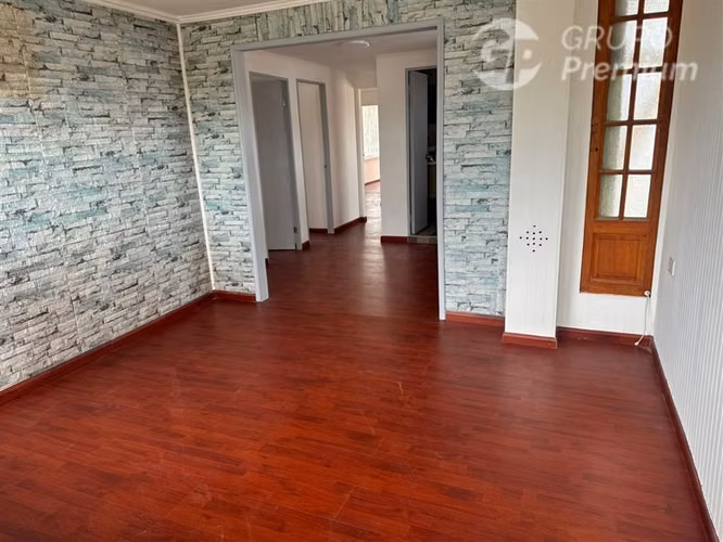 Casa de 6Dorm, 4 Baños (2 casas), Patio est. techado portón. - Imagen 13