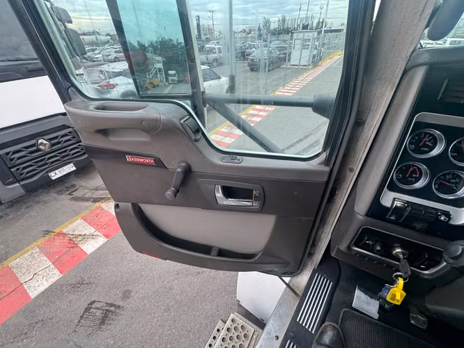 TRACTO KENWORTH MODELO T800 - Imagen 17