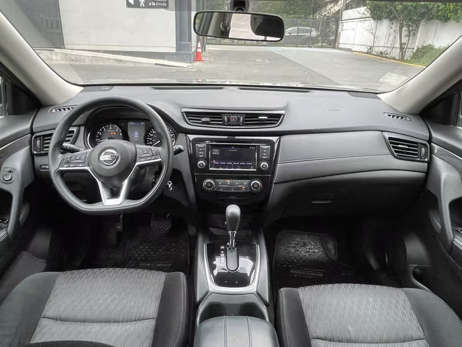Nissan Xtrail Sense 4x2 AT 2022 - Imagen 17