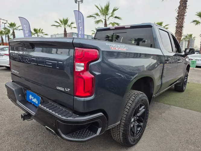 Chevrolet Silverado 5.3 CC LT TRAILBOSS Z71 AT 4X4 2021 - Imagen 5