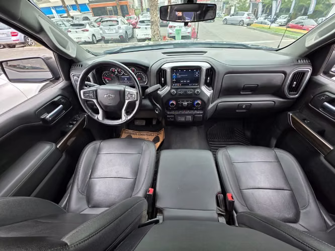 Chevrolet Silverado 5.3 CC LT TRAILBOSS Z71 AT 4X4 2021 - Imagen 14