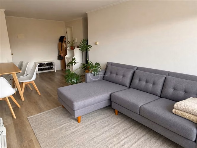 Departamento en arriendo de 2 dorm. en Las Condes - Imagen 2
