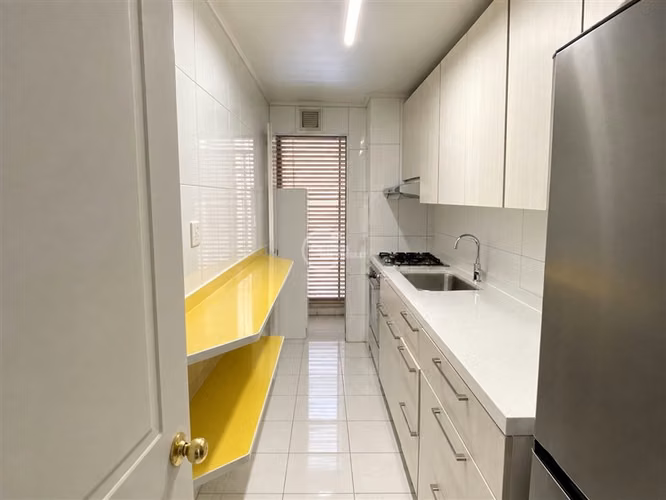 Departamento en arriendo de 2 dorm. en Las Condes - Imagen 3