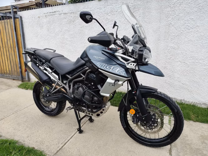 TRIUMPH TIGER 800 - Imagen 2