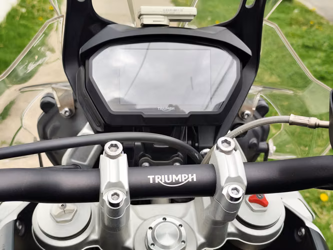 TRIUMPH TIGER 800 - Imagen 15