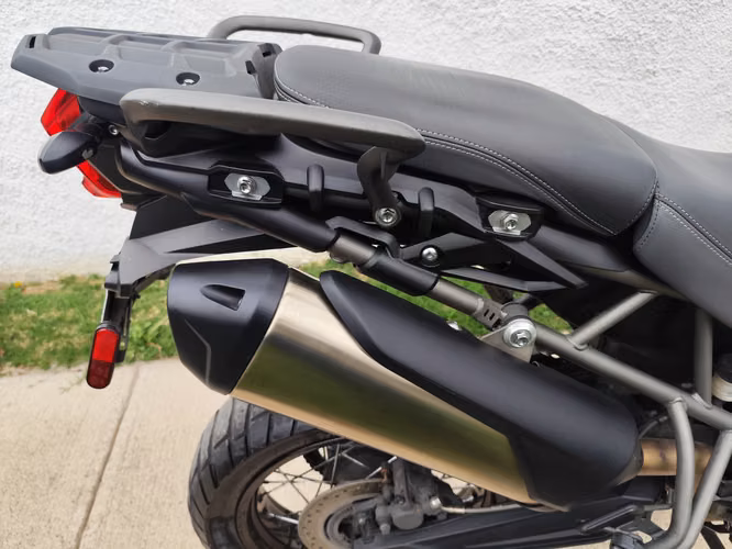 TRIUMPH TIGER 800 - Imagen 14