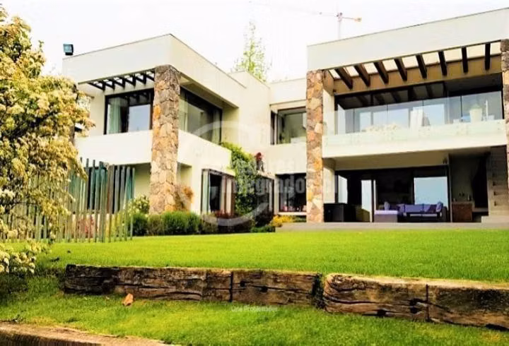 Casa en venta en Lo Barnechea