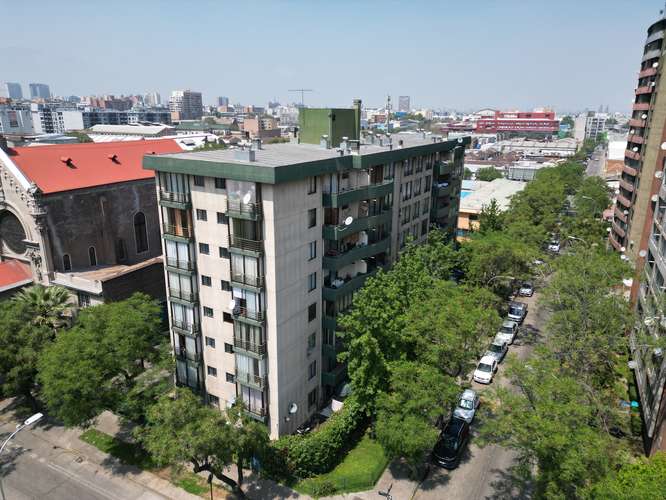 GRAN DEPARTAMENTO A PASOS DE  METRO QUINTA NORMAL