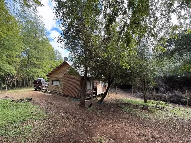 Se vende acogedora cabaña en exclusivo Loteo en Vilches