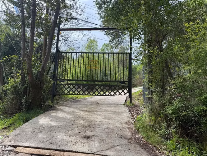 Se vende acogedora cabaña en exclusivo Loteo en Vilches