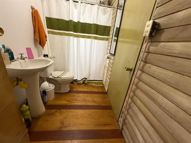 Se vende acogedora cabaña en exclusivo Loteo en Vilches