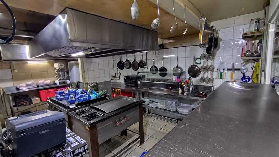 VENTA LOCAL COMERCIAL AVENIDA ALEMANIA (184374)