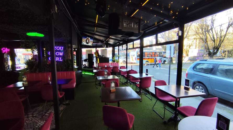 VENTA LOCAL COMERCIAL AVENIDA ALEMANIA (184374)