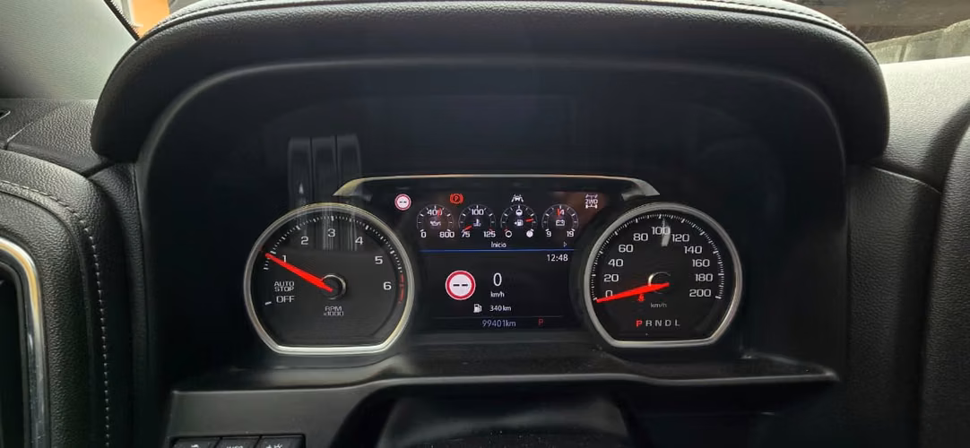 Camioneta Chevrolet Silverado LTZ 4x4 5.3cc - Imagen 9