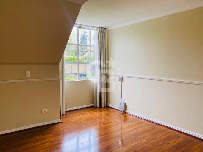 Excelente Casa en Arriendo en sector de La Dehesa - Imagen 16