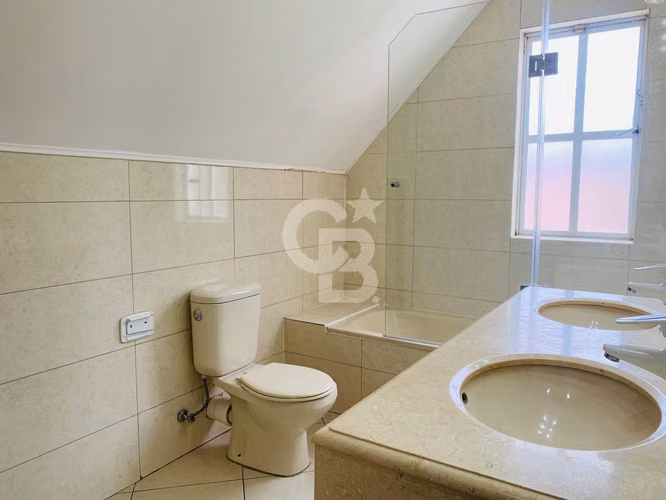 Excelente Casa en Arriendo en sector de La Dehesa - Imagen 13