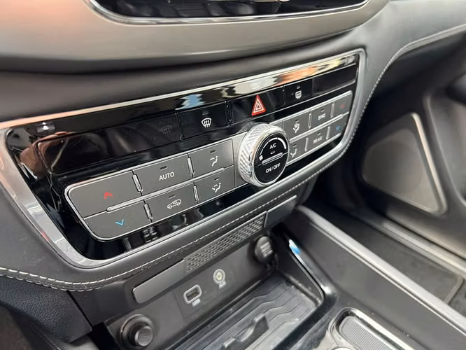 SSANGYONG REXTON 2.0 AT 4X4 FULL - 2019 | 4750 - Imagen 19