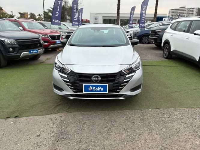 Nissan Versa 1.6 SENSE 4X2 MT 4P 2025 - Imagen 2