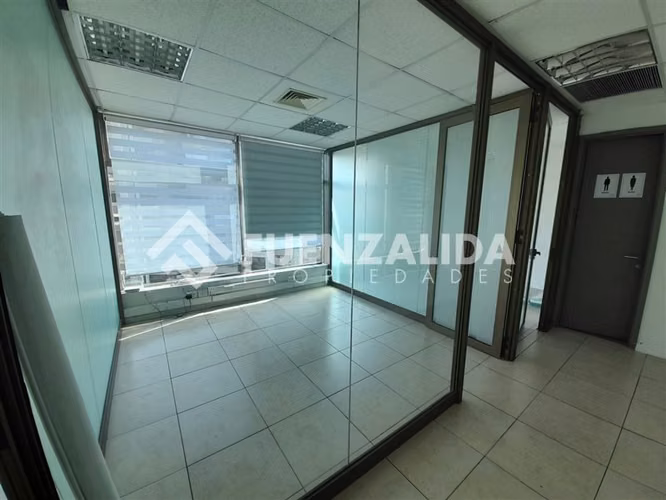 Oficina en arriendo en Las Condes - Imagen 4