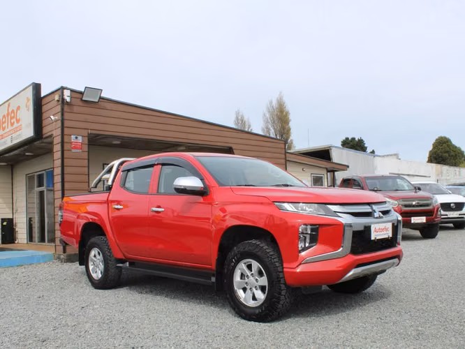 MITSUBISHI L200 KATANA CRT 4X4 2023 - Imagen 4
