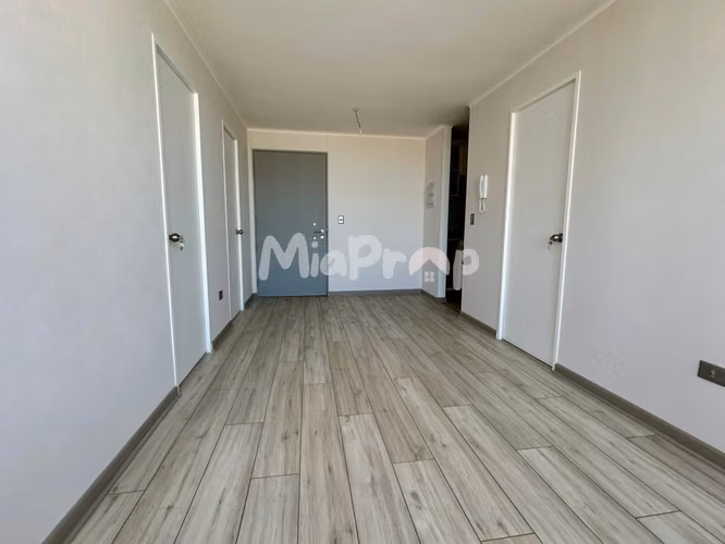 SE ARRIENDA DEPTO 2D1B CON ESTAC Y BOD A PASOS DE METRO CERRILLOS - Imagen 4