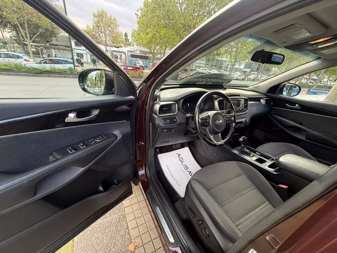 Kia Sorento EX 2.4 (2015) - Imagen 11