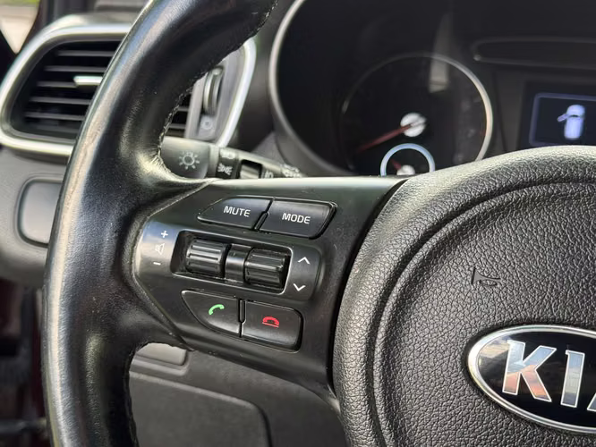 Kia Sorento EX 2.4 (2015) - Imagen 12
