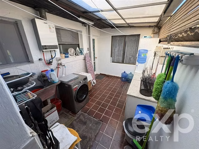 Tu Hogar Ideal: Amplia Casa a Pasos del Metro El Parron - Imagen 10