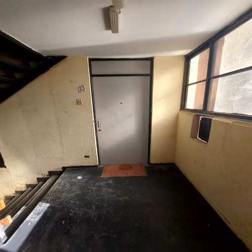Se arrienda departamento 2 dormitorios 1 baño c/estacionamiento