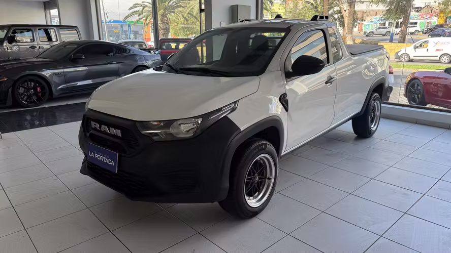 RAM 700 SLT CS 1.4	2022	$8.900.000 - Imagen 13