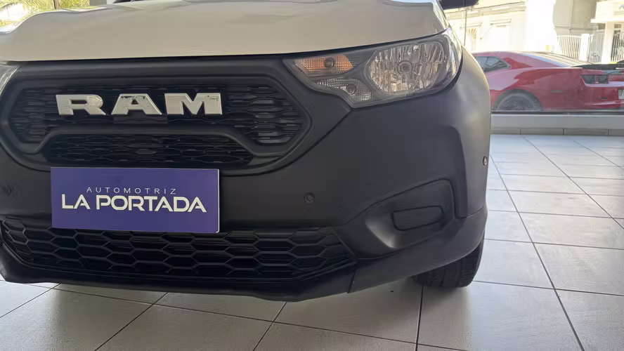 RAM 700 SLT CS 1.4	2022	$8.900.000 - Imagen 9