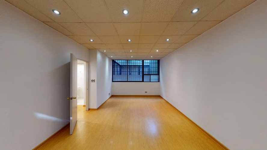 Primer Piso // Estacionamiento (184398) - Imagen 8