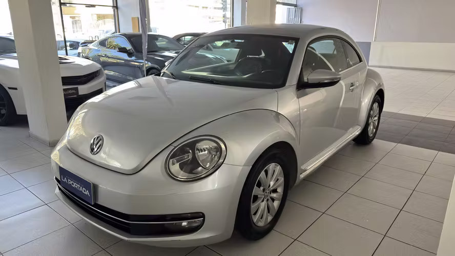 Volkswagen Beetle Design 1.4 AÑO 2015-$ 9.500.000